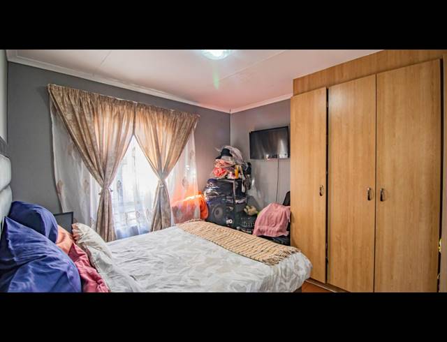3 BEDROOM HOUSE FOR SALE IN LEOPARD'S REST SECURITY ESTATE